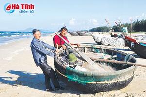 Ngư dân Hà Tĩnh: Quẩn quanh trong lộng...