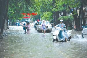 Tin thời tiết ngày 12/7: Mưa rào và dông phổ biến nhiều nơi trên cả nước