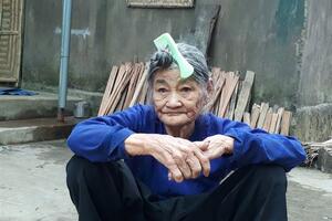 Quà cứu trợ lũ lụt lạc vào "nhà quan" - quá vô cảm và tham lam!?