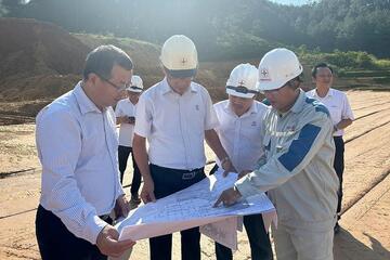 EVNNPT đẩy nhanh tiến độ 2 dự án truyền tải cấp bách