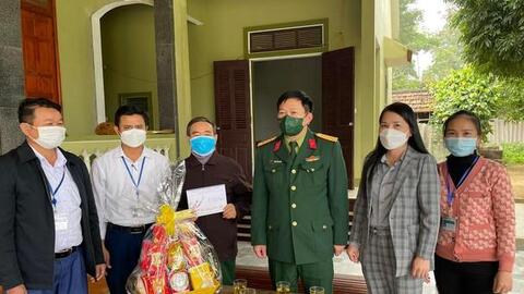 Nhiều hoạt động tặng quà Tết tại Nghệ An