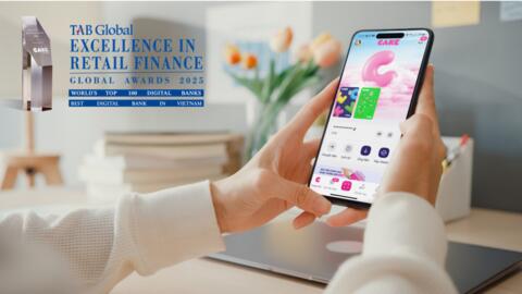 Cake lập "cú đúp" giải thưởng ngân hàng toàn cầu danh giá