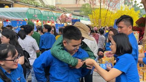 Xuân tình nguyện 2025, hành trình mang mùa Xuân ấm áp đến mọi nhà