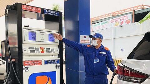 Xăng E5 RON92 và RON95 đồng loạt tăng giá từ 15h ngày 26/6