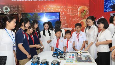 Hà Nội phát động phong trào ‘Học tập số toàn dân’