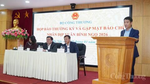 Bộ Công Thương thông tin về lộ trình triển khai xăng E10