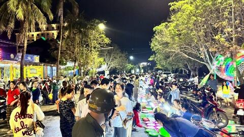 Chợ mực nháy - nét độc đáo của du lịch Cửa Lò