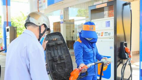 Quảng Ngãi: Người dân đón nhận tích cực xăng sinh học E10