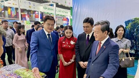 Việt Nam - Lào: Mở rộng không gian hợp tác kinh tế