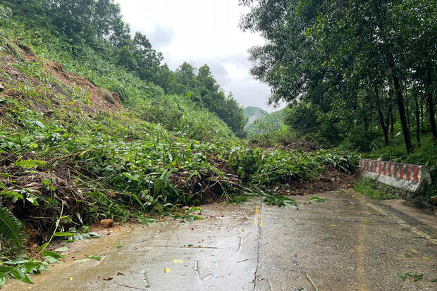 Đà Nẵng: Lũ trên sông Vu Gia - Thu Bồn đạt đỉnh, xuống chậm