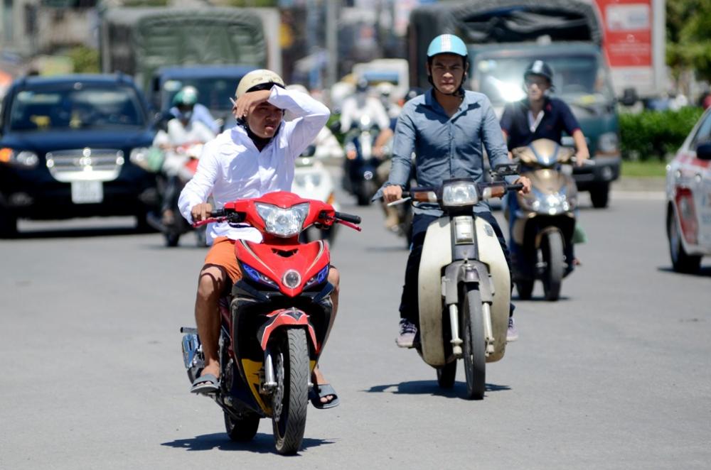 1465869668-1465869445-nang-nong-e