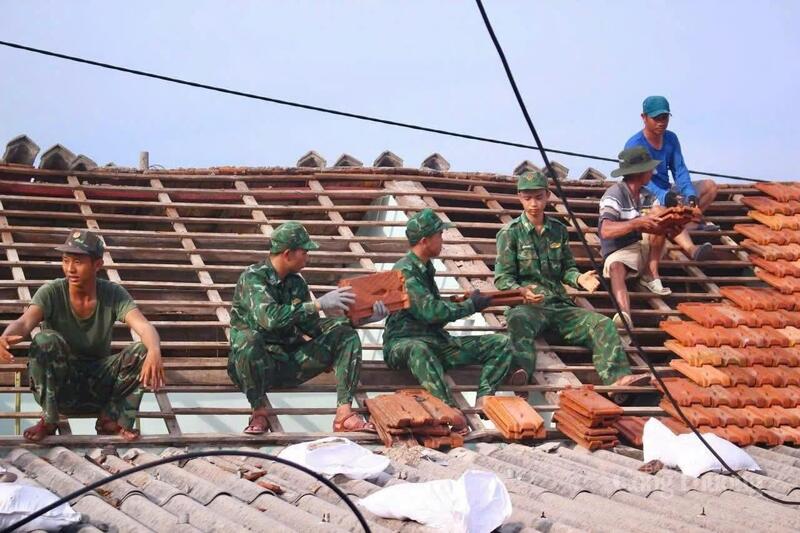 Đề án “Mỗi tuần giúp đỡ một hộ nghèo ở khu vực biên giới biển” của Đồn Biên phòng Nhơn Châu lan toả tinh thần sẻ chia.