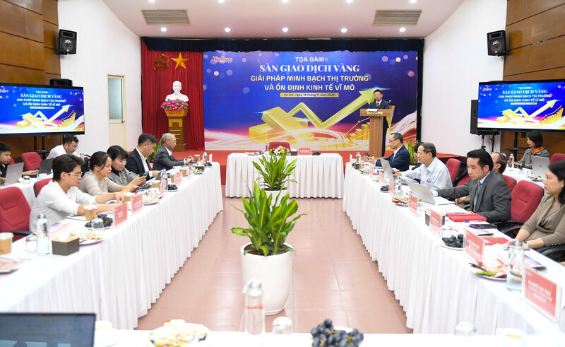 Tọa đàm “Sàn giao dịch vàng: Minh bạch thị trường và ổn định kinh tế vĩ mô”. Ảnh: Duy Minh