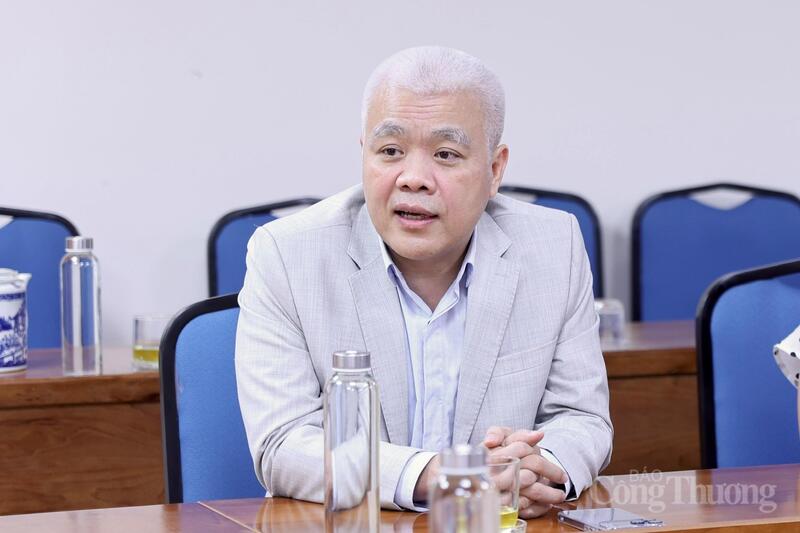 Ông Nguyễn Lâm Thanh - Giám đốc chính sách của TikTok Việt Nam tại buổi làm việc. Ảnh: Quỳnh Trang