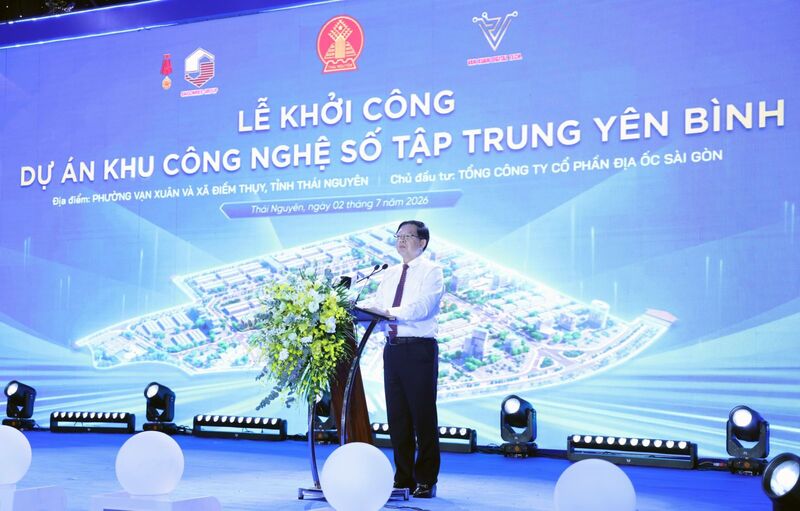Phó Thủ tướng tin tưởng khi hoàn thành và đi vào hoạt động, Khu công nghệ số tập trung Yên Bình sẽ trở thành điểm đến hấp dẫn của các doanh nghiệp công nghệ trong nước và quốc tế. Ảnh: VGP/Gia Huy