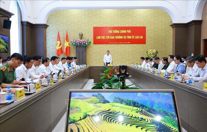 Thủ tướng Lê Minh Hưng làm việc với Ban Thường vụ Tỉnh uỷ Lào Cai. Ảnh: Dương Giang - TTXVN