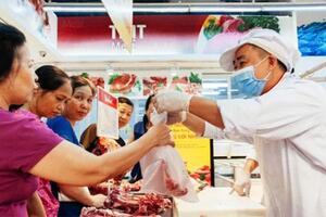 Giá heo tăng trở lại, siêu thị đồng loạt giảm giá