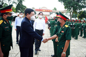 Phó Thủ tướng Thường trực Phạm Bình Minh thăm, tặng quà Tết tại Bà Rịa-Vũng Tàu