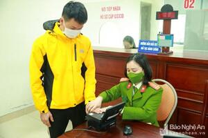 Đẩy nhanh tốc độ chuyển đổi số