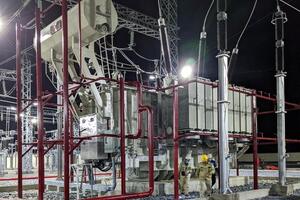 Hoàn thành trạm biến áp 220 kV Bến Lức và đường dây đấu nối