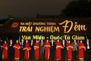 Ra mắt tour trải nghiệm đêm Văn Miếu - Quốc Tử Giám