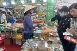Khép lại Festival tôm Cà Mau, mở đầu trang mới cho hàng Việt