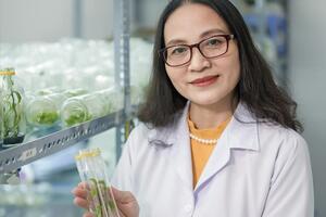 Chế phẩm chitosan từ vỏ tôm giúp kéo dài thời gian bảo quản nông sản