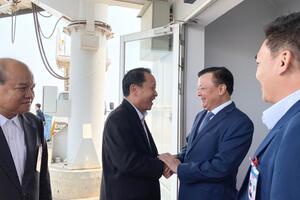 Đoàn đại biểu cấp cao TP Hà Nội thăm, làm việc tại Lào