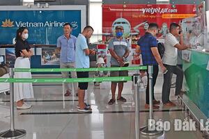 “Nóng” thị trường vé máy bay