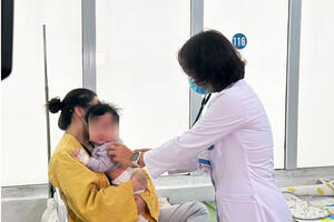 Thời tiết giao mùa, số ca mắc bệnh thủy đậu gia tăng