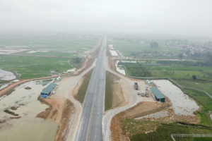 Gấp rút xây nhiều trạm dừng nghỉ tạm trên cao tốc Bắc - Nam