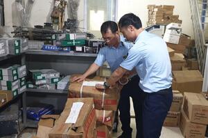 Lạng Sơn: Xử phạt hộ kinh doanh, tịch thu hàng hóa phụ tùng ô tô nhập lậu