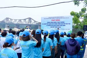Quận Ba Đình: Ra quân phủ xanh bờ vở sông Hồng