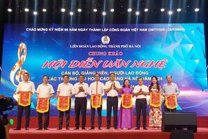 Sôi nổi hội diễn văn nghệ cán bộ, giảng viên, người lao động Thủ đô
