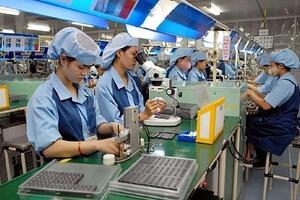 Ngành điện tử: Xuất khẩu nhiều nhưng giá trị gia tăng thấp