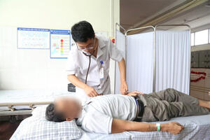 Phòng ngừa bệnh tiêu hóa, ngộ độc thực phẩm mùa nắng nóng