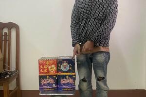 Lạng Sơn: Bắt đối tượng buôn bán, vận chuyển pháo