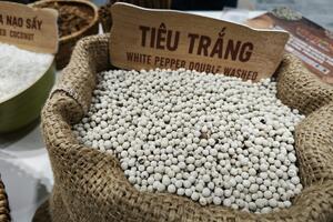 Giá tiêu hôm nay 23/7: tăng mạnh trở lại, trong nước chinh phục mốc 150.000 đồng/kg