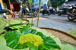 Đặc sản của mùa thu Hà Nội níu chân du khách