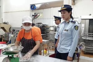 Thanh Hóa: Tăng cường kiểm tra các cơ sở sản xuất, kinh doanh bánh trung thu