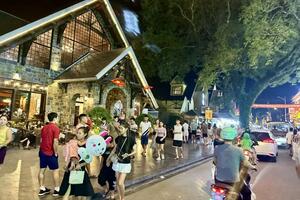 Du lịch Tam Đảo dịp nghỉ lễ 2/9: 'Cháy' dịch vụ