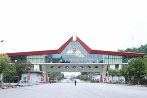 ‘Cửa ngõ’ giao thương Việt Nam - Trung Quốc thông suốt sau bão Yagi
