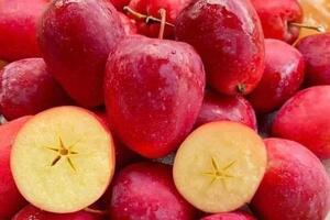Táo cherry loạn giá, mập mờ nguồn gốc