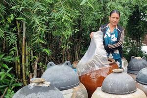 Những người hồi sinh nước mắm truyền thống