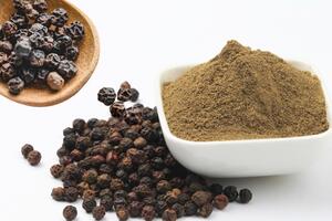 Giá tiêu hôm nay 12/11: điều chỉnh diện rộng, mạnh nhất là tiêu đen các nước