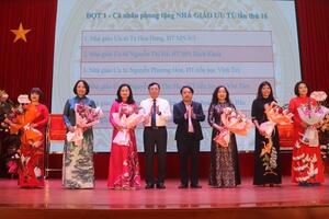 Quận Hai Bà Trưng: tôn vinh nhiều tập thể, cá nhân nhà giáo xuất sắc
