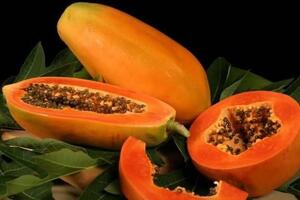 Vì sao nên ăn đu đủ vào buổi sáng?