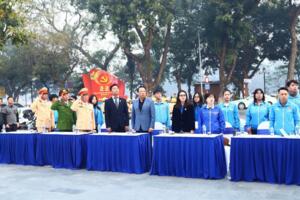 An toàn giao thông, vui đón tết  Ất Tỵ