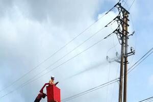 Quảng Ninh: Đẩy mạnh các giải pháp tiết kiệm điện