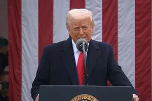 Tổng thống Trump áp thuế 10% với toàn bộ hàng nhập khẩu, Việt Nam chịu mức 46%